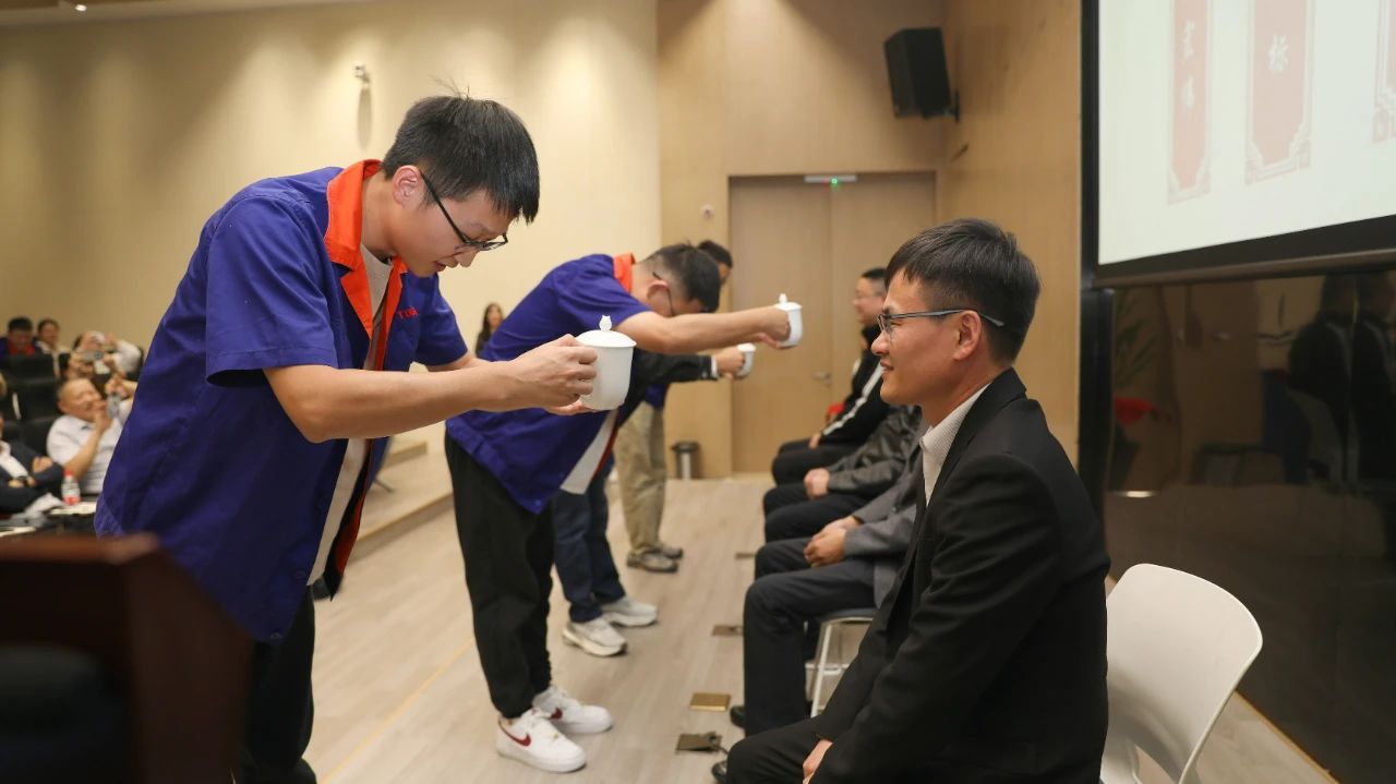 1698654962630562.jpg ad416b844162e8c25ec5ad2abf047e65.jpg