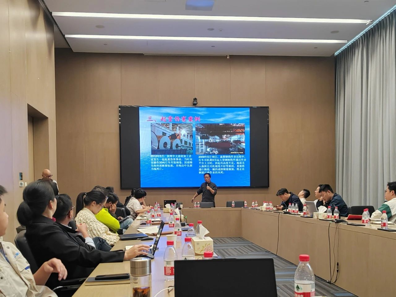 1701313652777086.jpg 0304bcabdcdae5fa923228e00ce6dbd8.jpg