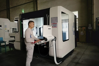 2022年海寧市民營企業年度創新人物-姚圣東